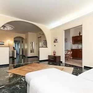 oasi-di-pace-a-10-min-dallaeroporto.hotelitalianriviera.com/